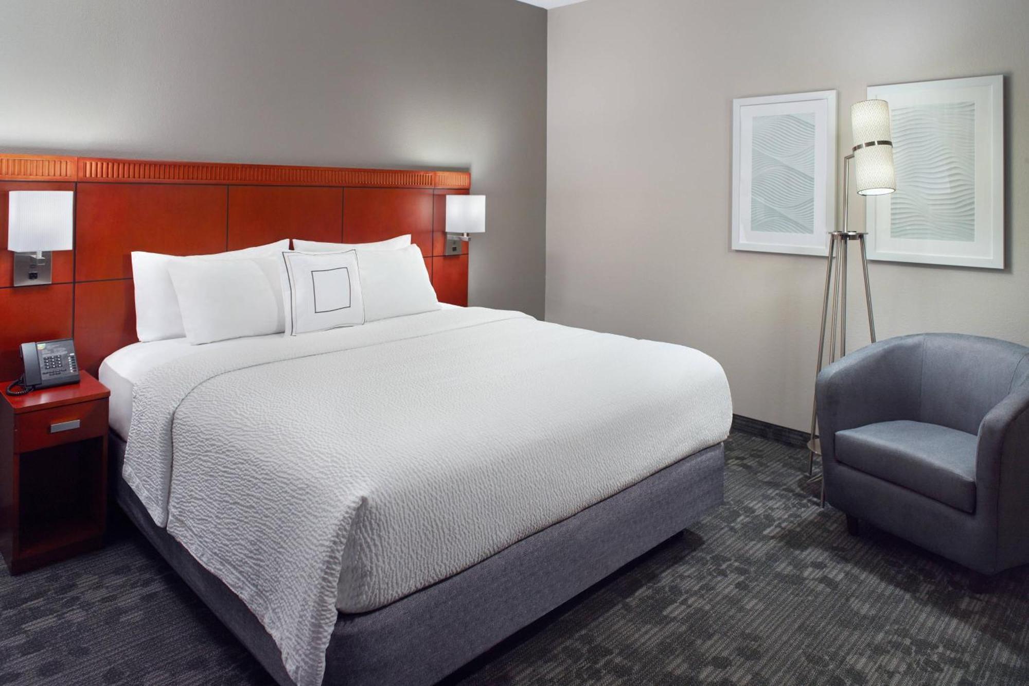Courtyard By Marriott גרינסבורו מראה חיצוני תמונה